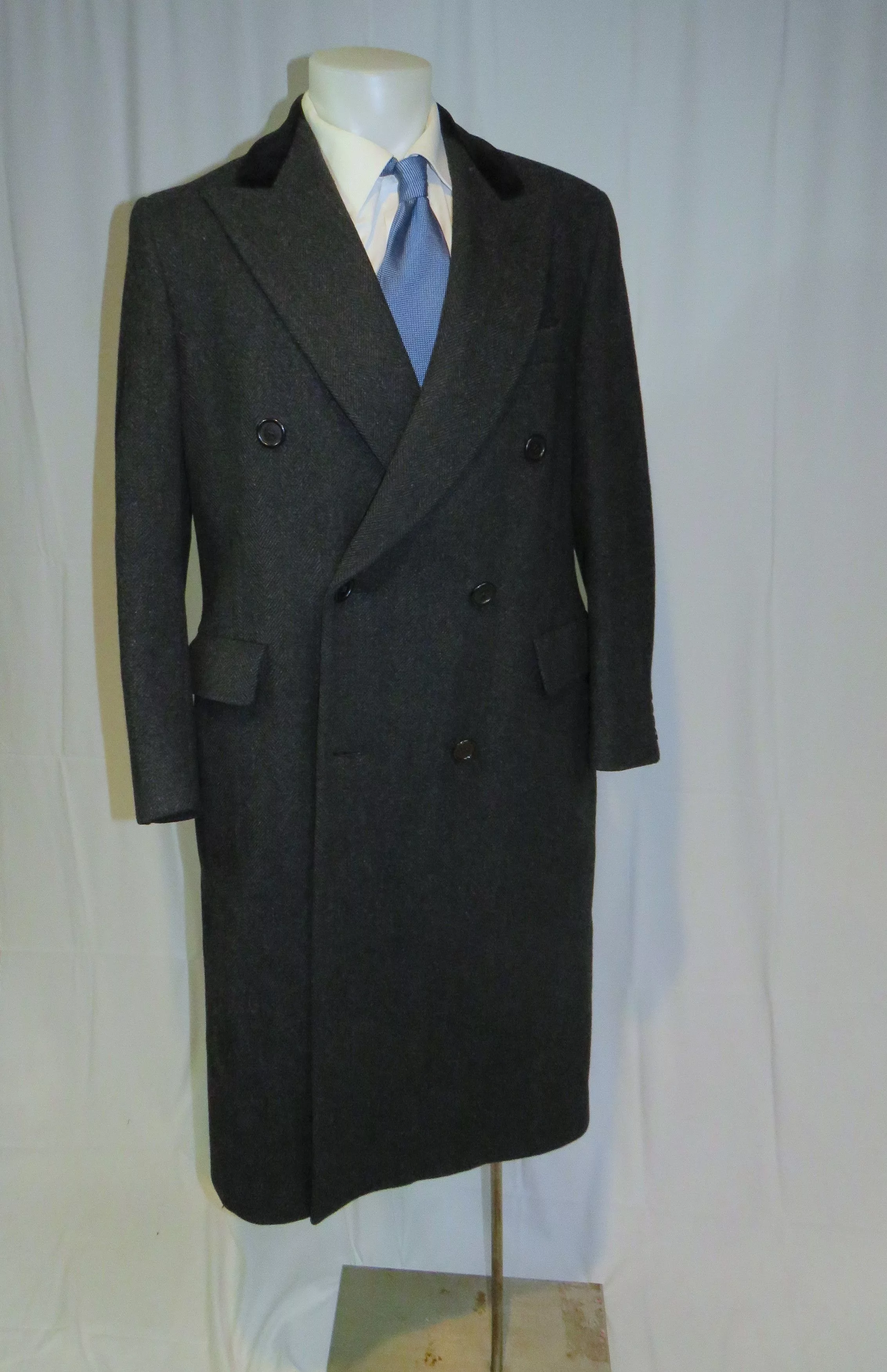 Paul Stuart Heavy Coats Paul Stuart Gray Herringbone Double Breasted Chesterfield 41R
