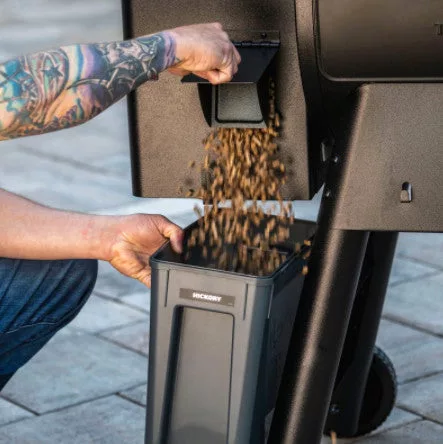 STAYDRY PELLET BIN AND LID