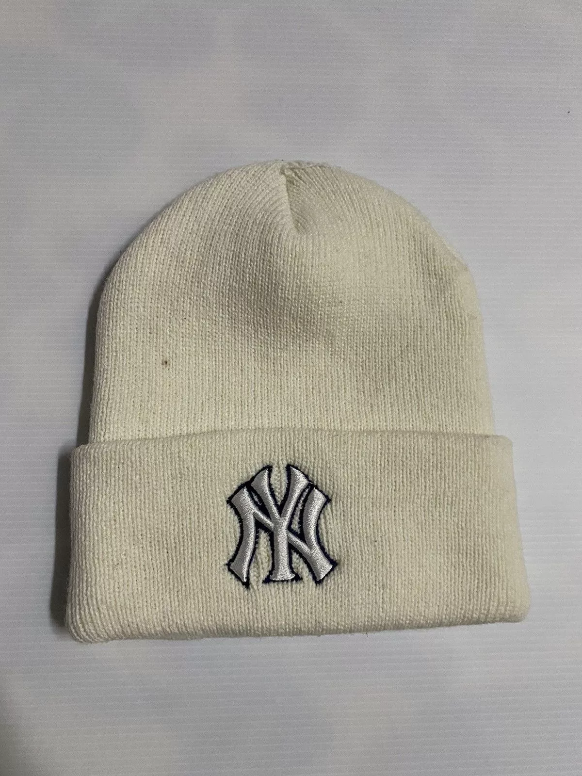 MLB Hats MLB New York Small Logo Embroidery Beanie Hat White