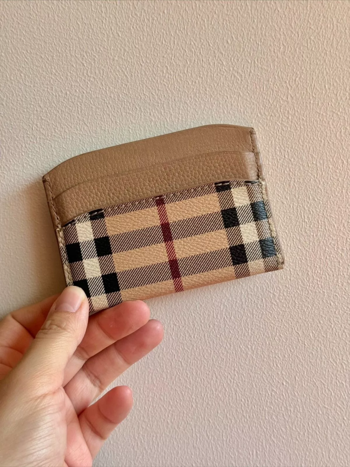 Burberry Miscellaneous Burberry Classic card holder Beige