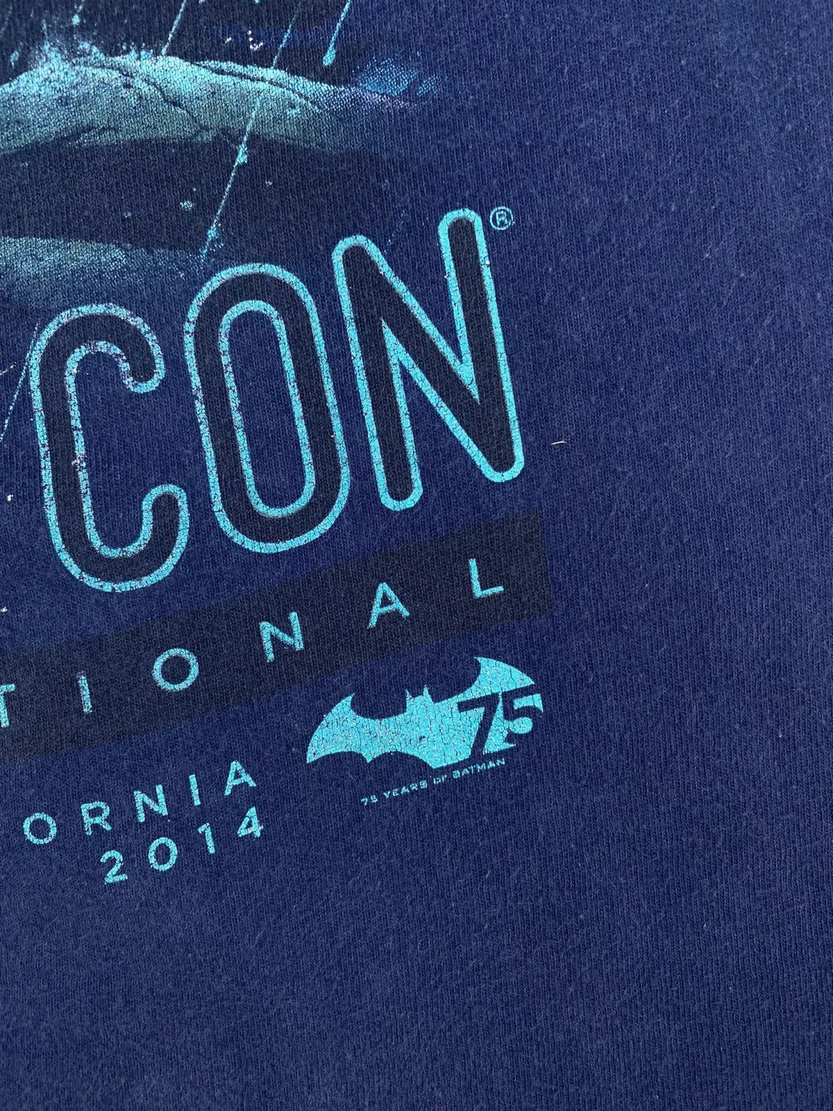 DC Comics Short Sleeve T Shirts DC Comics Graphitti Batman Comic.Con International San Diego. #C4 Blue Vintage