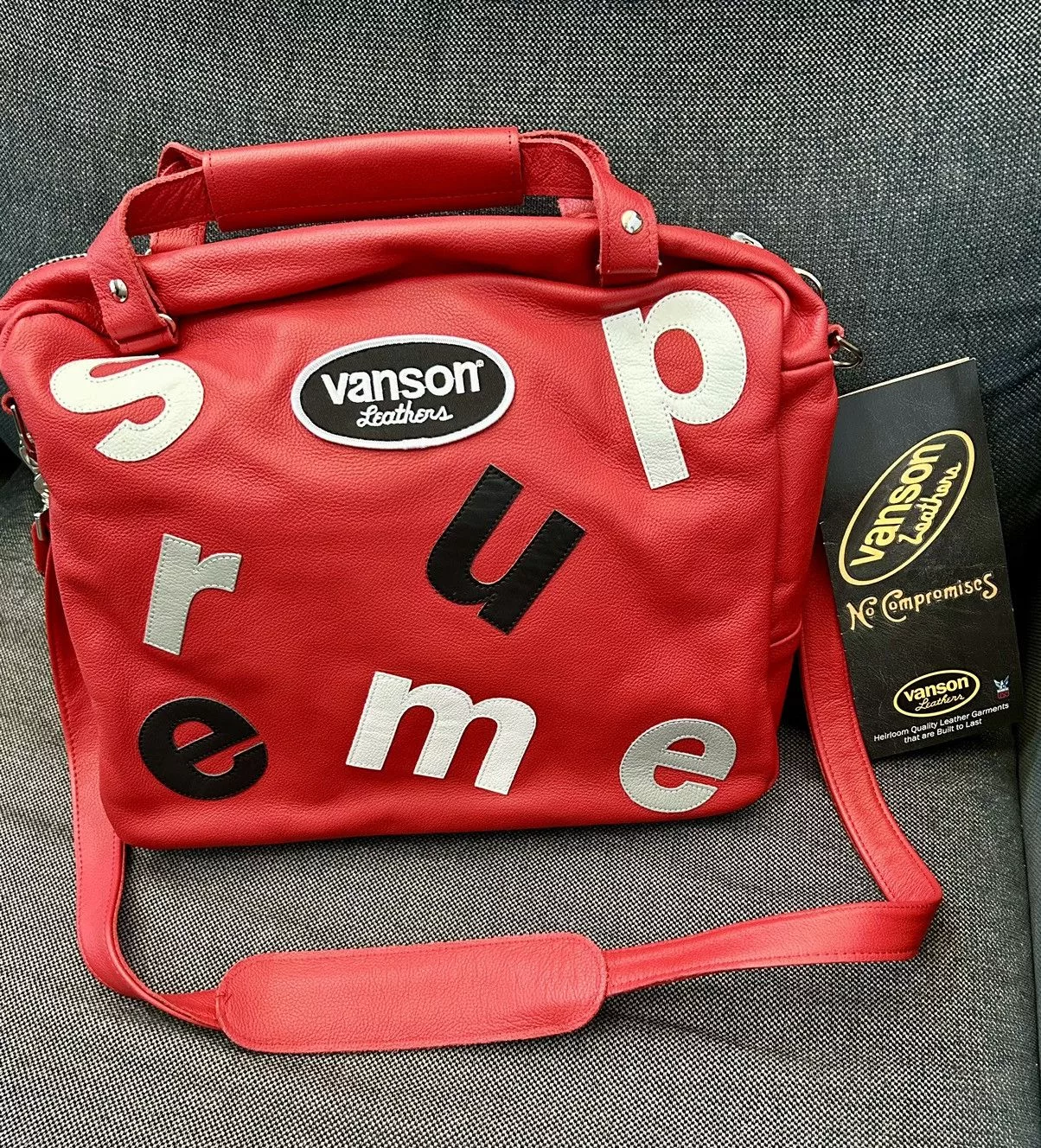 Supreme Supreme Supreme × Vanson Leathers Supreme Vanson Leathers Letters Bag Red