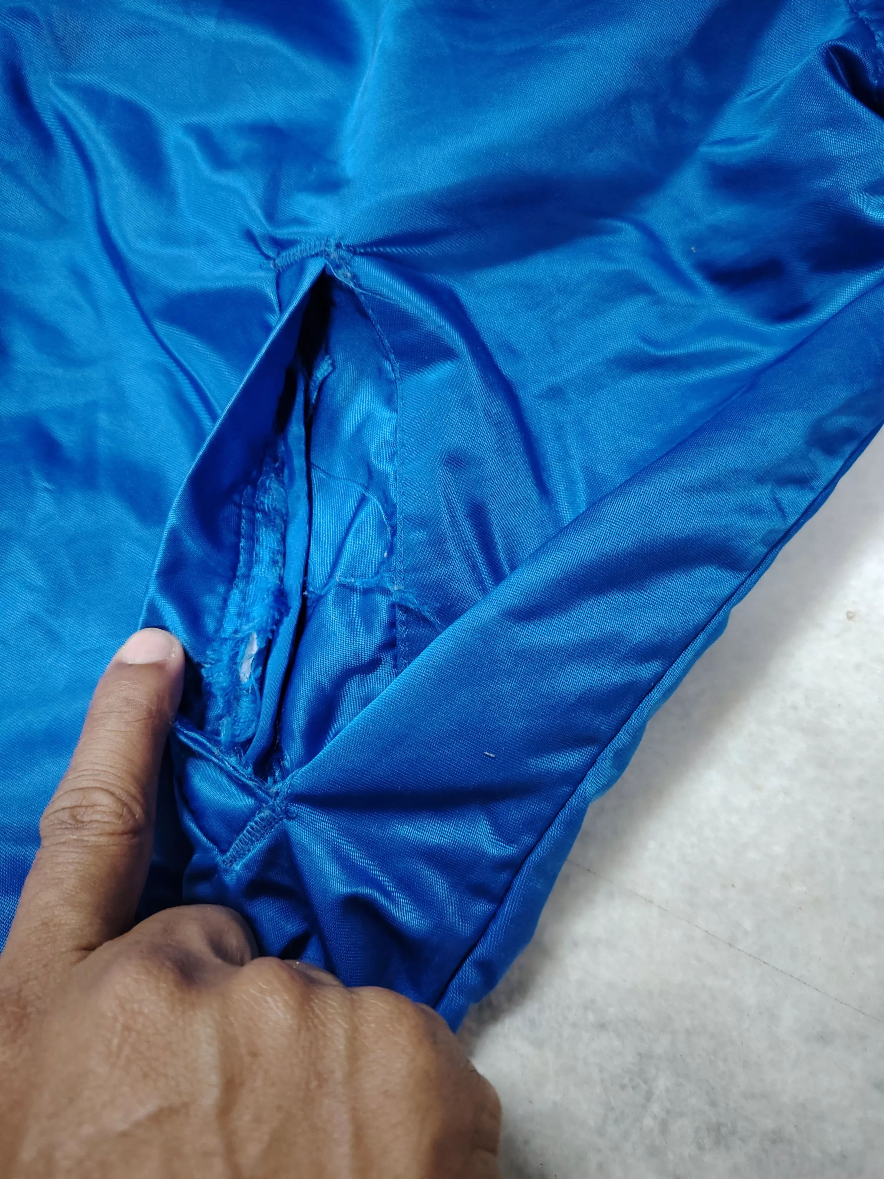 NBA Bombers NBA × Starter × Vintage Vintage Starter Cleveland Cavaliers Satin Jacket NBA Blue