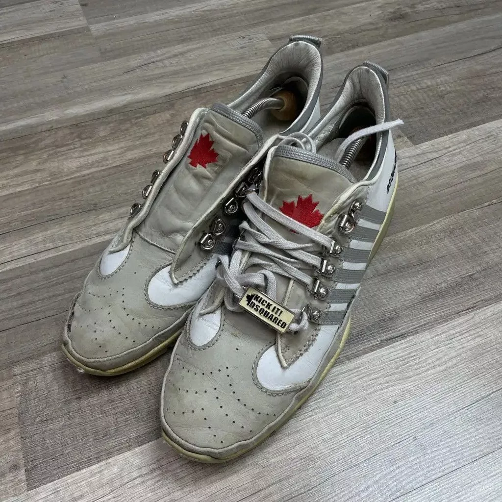 Dsquared2 Low Top Sneakers Dsquared2 vintage shoes Size: 45 White