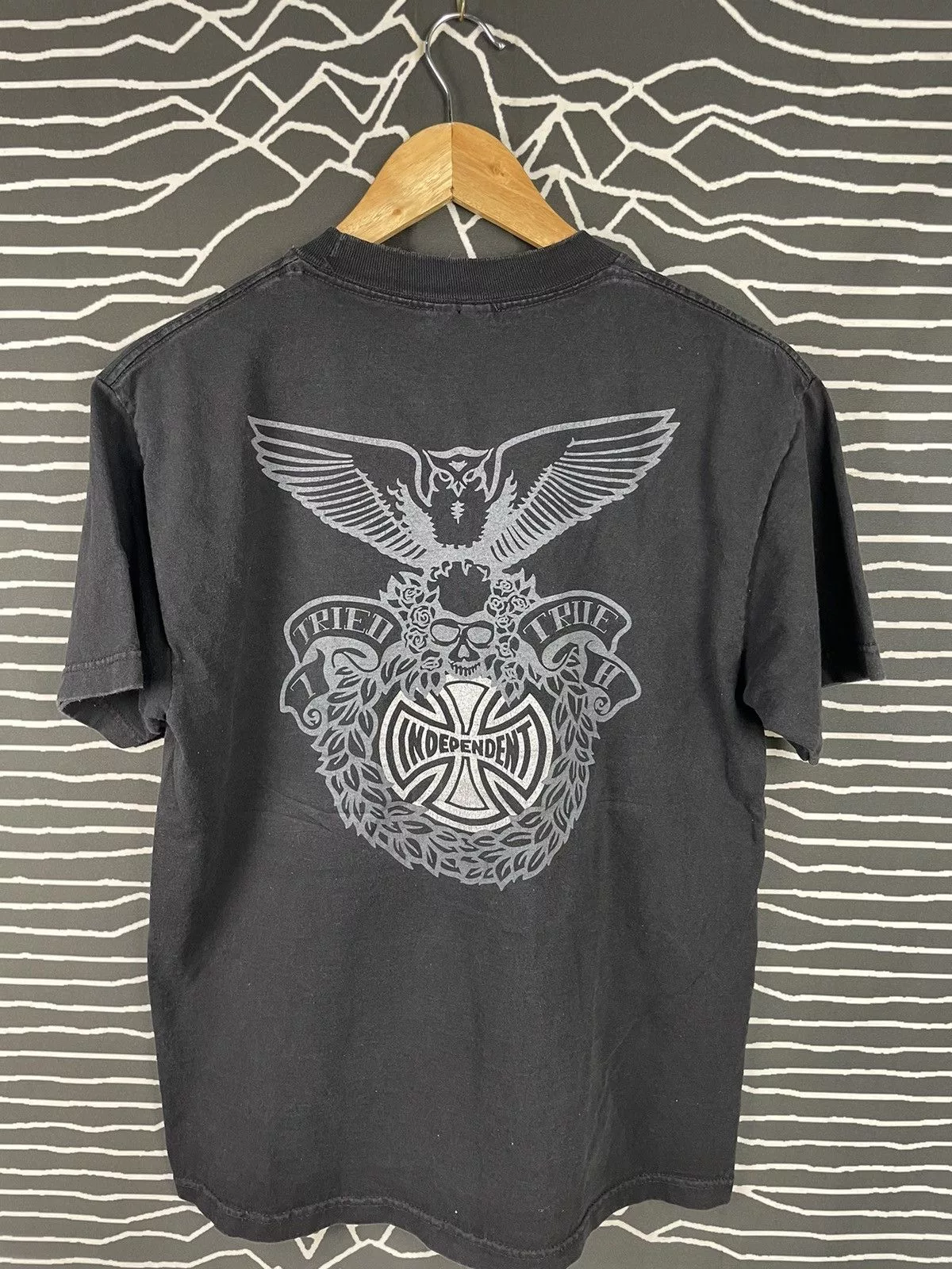 Independent Truck Co. Short Sleeve T Shirts Independent Truck Co. Independent Backhit Tshirt Black