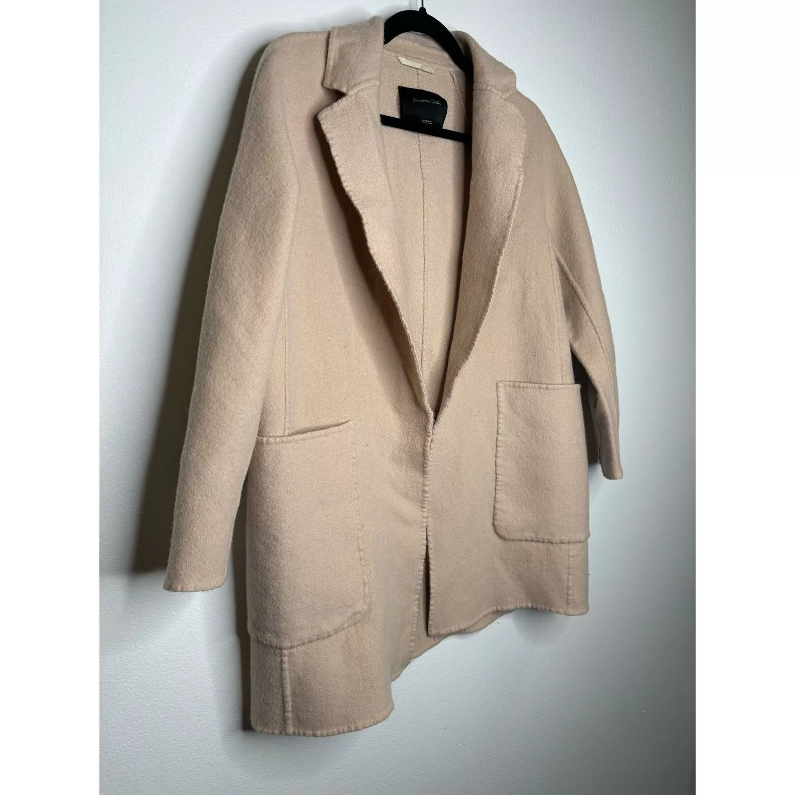 Massimo Dutti Jackets Massimo Dutti Tan wool coat. Size M Beige
