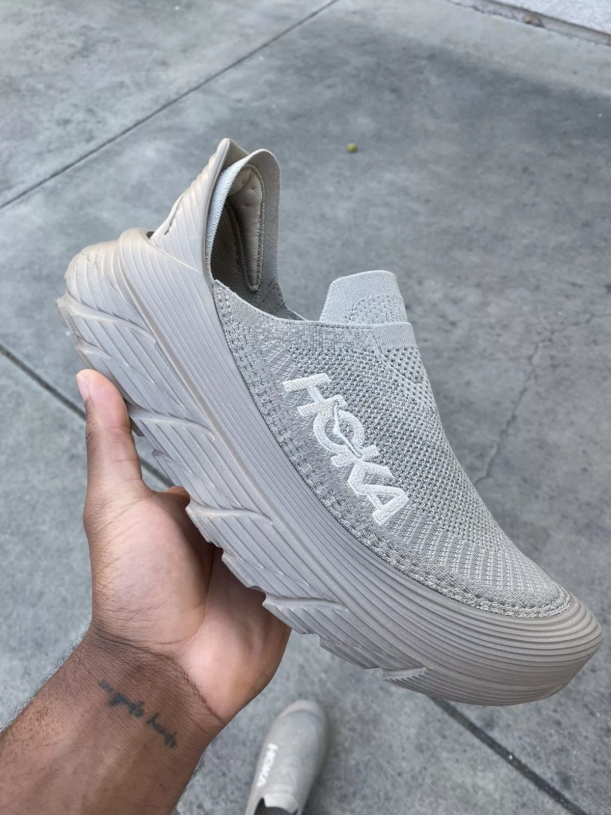 Hoka Low Top Sneakers Hoka Restore TC Beige