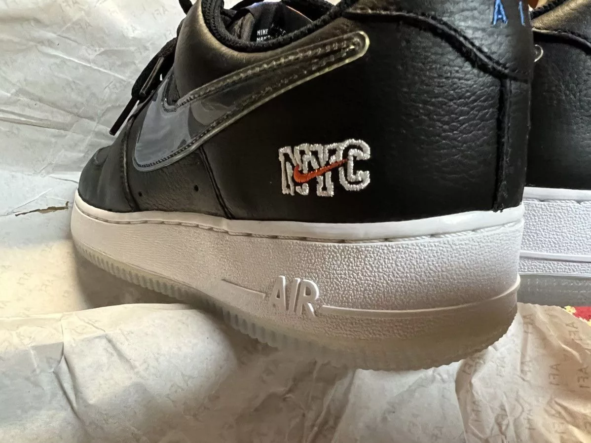 Kith Low Top Sneakers Kith × NBA × Nike Nike Air Force kith one Knicks Black