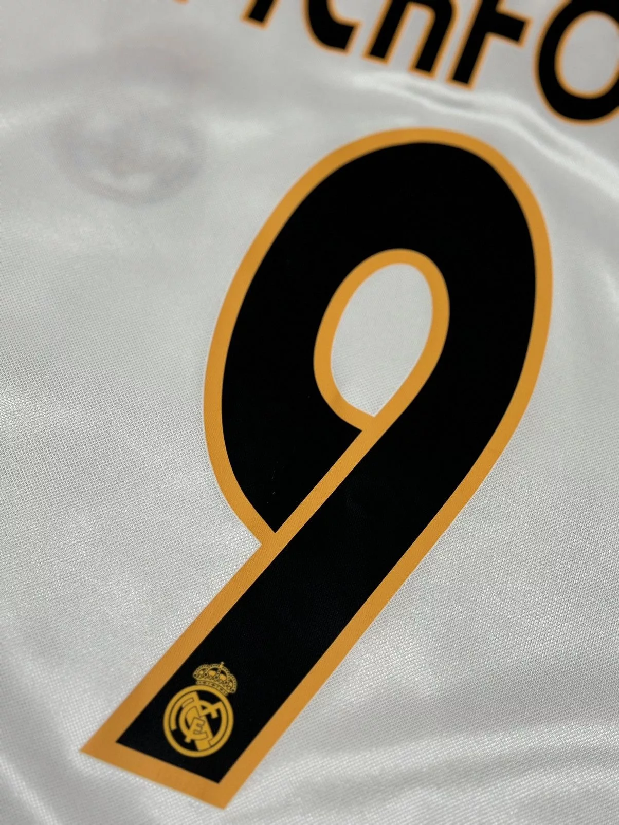 Adidas Jerseys ADIDAS REAL MADRID SOCCER JERSEY VINTAGE 2004 #9 PICKFORD White Sportswear