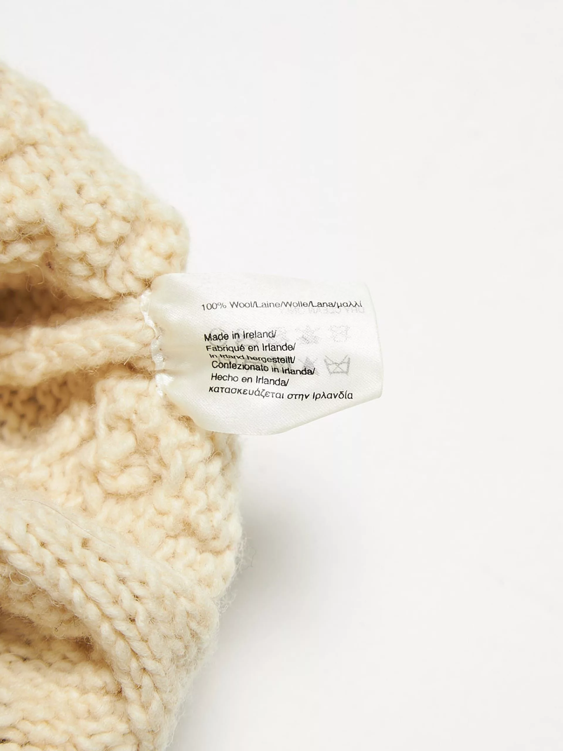 Thom Browne Hats Thom Browne Cream Pattern Knitted Woool Hat Multi