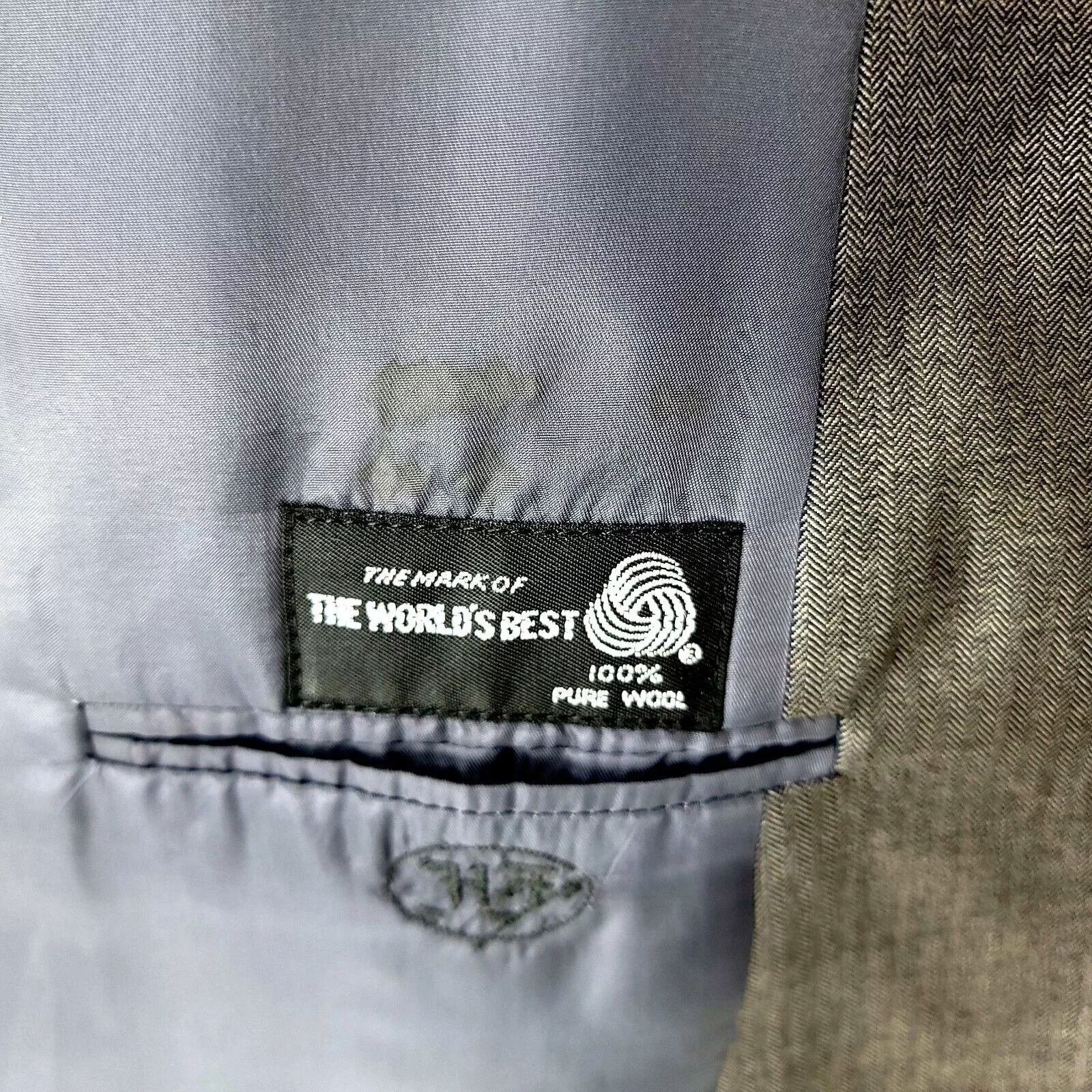 Hickey Freeman Blazers Hickey Freeman Neiman Marcus Wool 2 Button Gray Herringbone