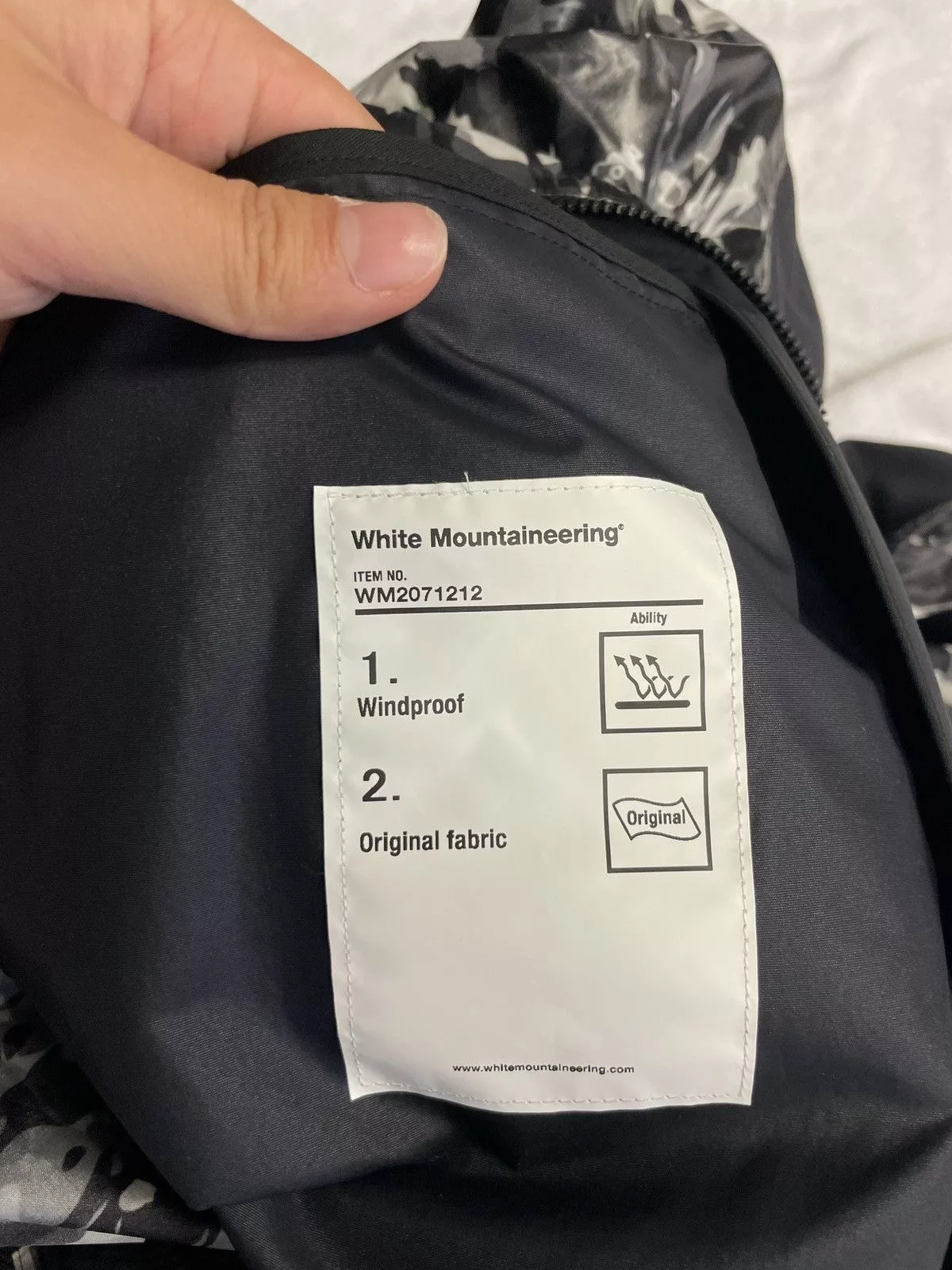 White Mountaineering Light Jackets White Mountaineering BLACK AND WHITE PRINTED ZIP UP HOODIE