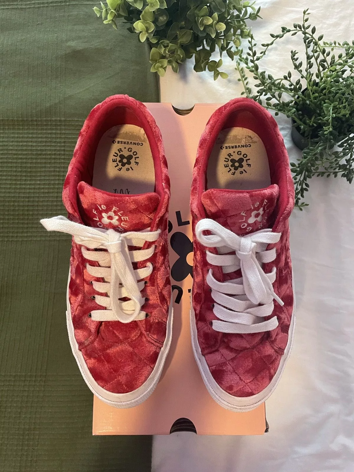 Converse Low Top Sneakers Converse × Golf Wang Golf Le Fleur x One Star Quilted Velvet Cherry Red