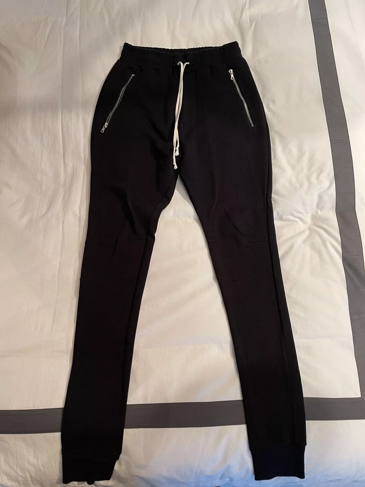Represent Clo. Sweatpants Joggers Represent Clo. black Sweatpants Joggers