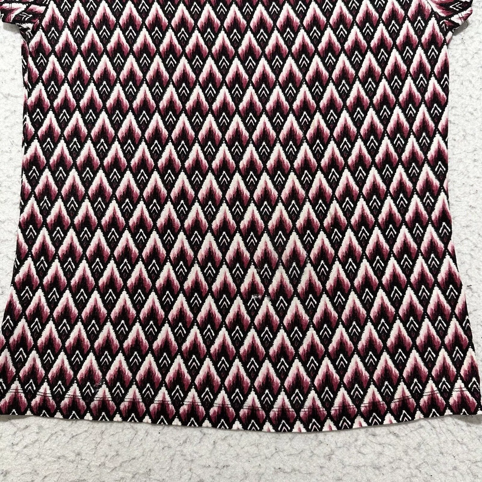 H&M Blouses H&M Medium Blouse Stretch Black Pink Geometric Pattern Top