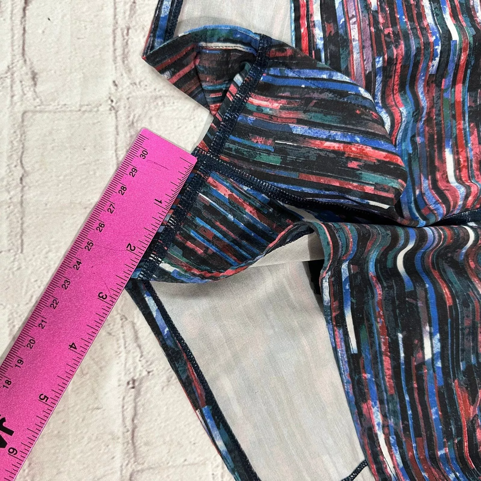 lululemon shorts size 8 Multi