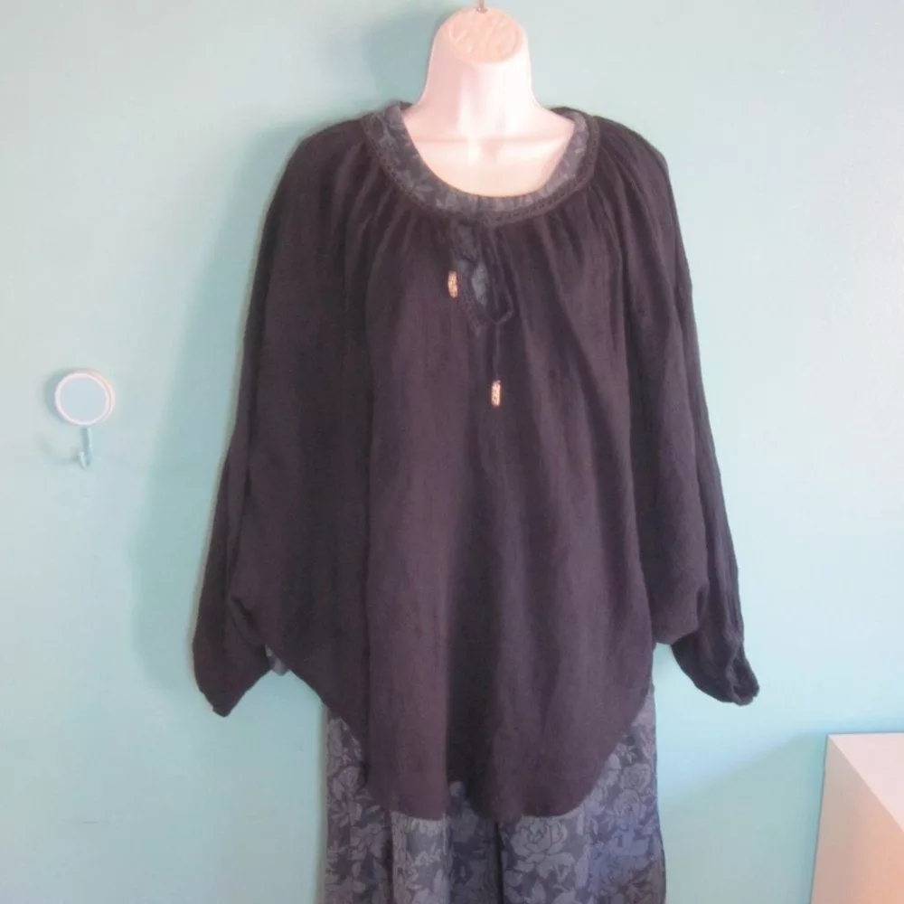 Neiman Marcus Blouses Neiman Marcus Neumann Marcus Size L Navy Blue Gauze Cotton Summer Top Cove