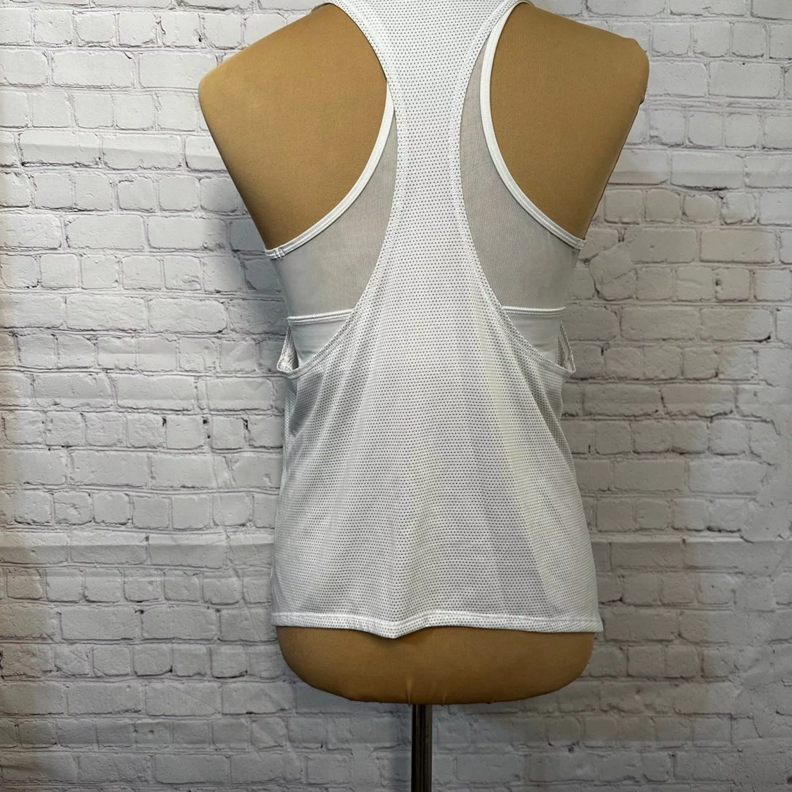 Lululemon Tank Tops Lululemon Tank Top White