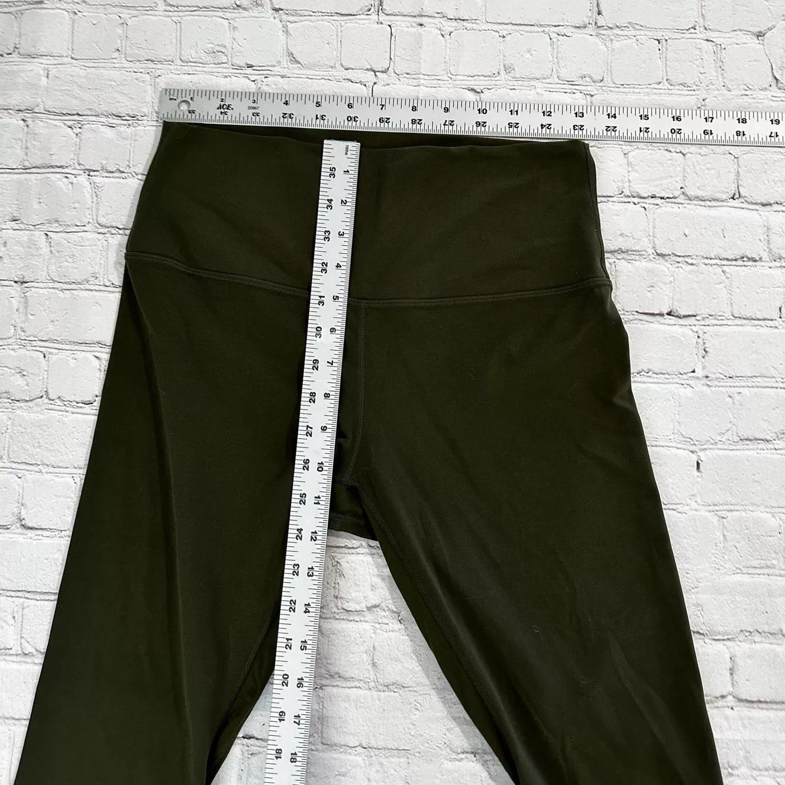 Lululemon Pants lululemon leggings size 10 Green