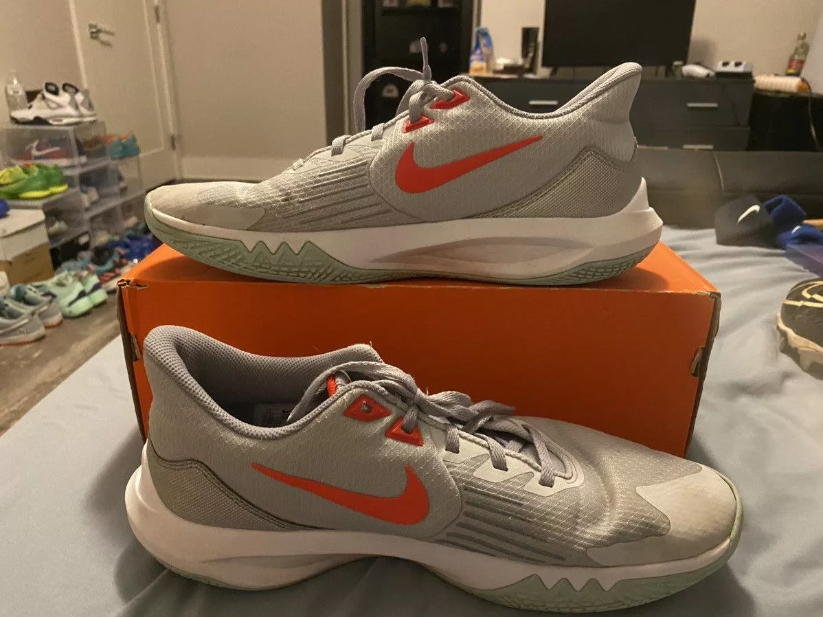 Nike Low Top Sneakers Nike precision IV Gray