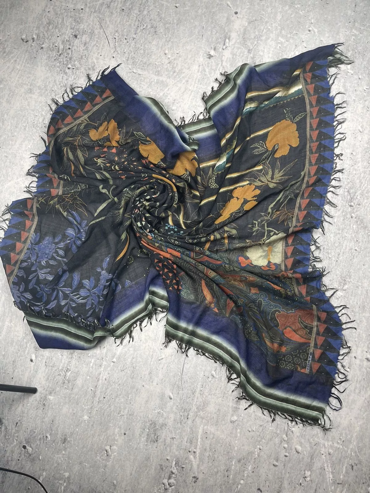 Etro Scarves Etro × Vintage Vintage scarf Etro wmns Multi Luxury
