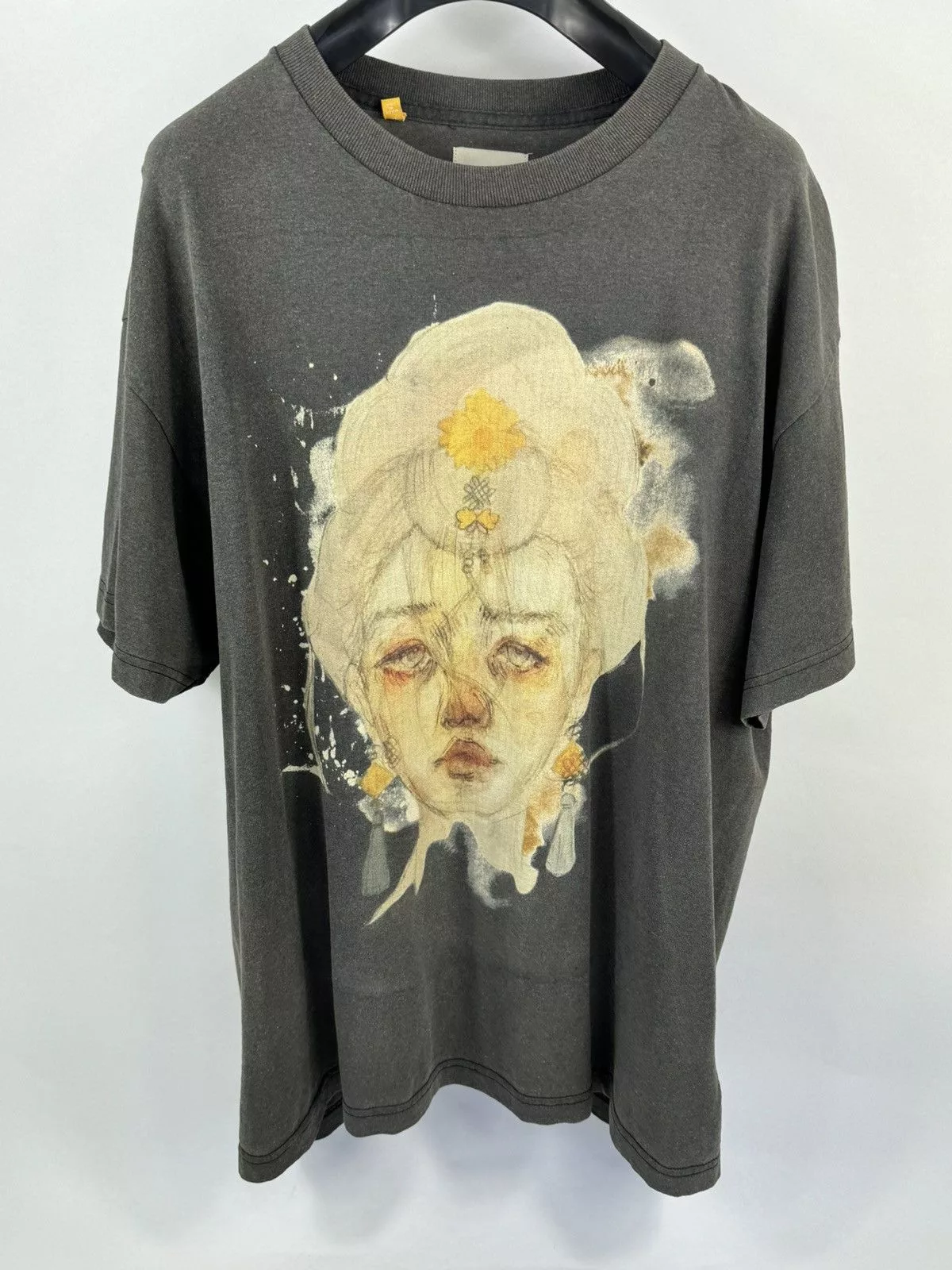 Gallery Dept. Short Sleeve T Shirts Gallery Dept. PORTRAIT “ALONE IN SILENCE” PRINT T-SHIRT Gray