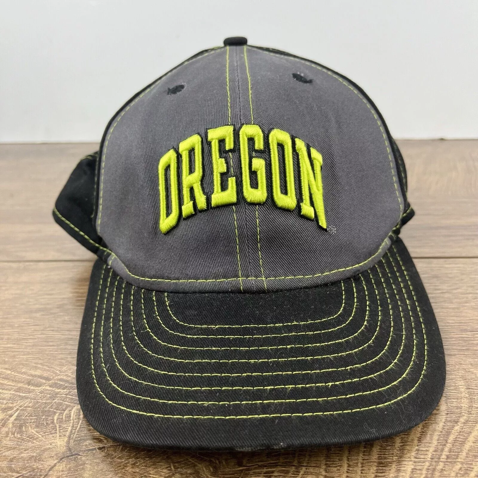 New Era Hats Oregon Ducks Gray Hat New Era 9FIFTY Snapback Hat Adjustable