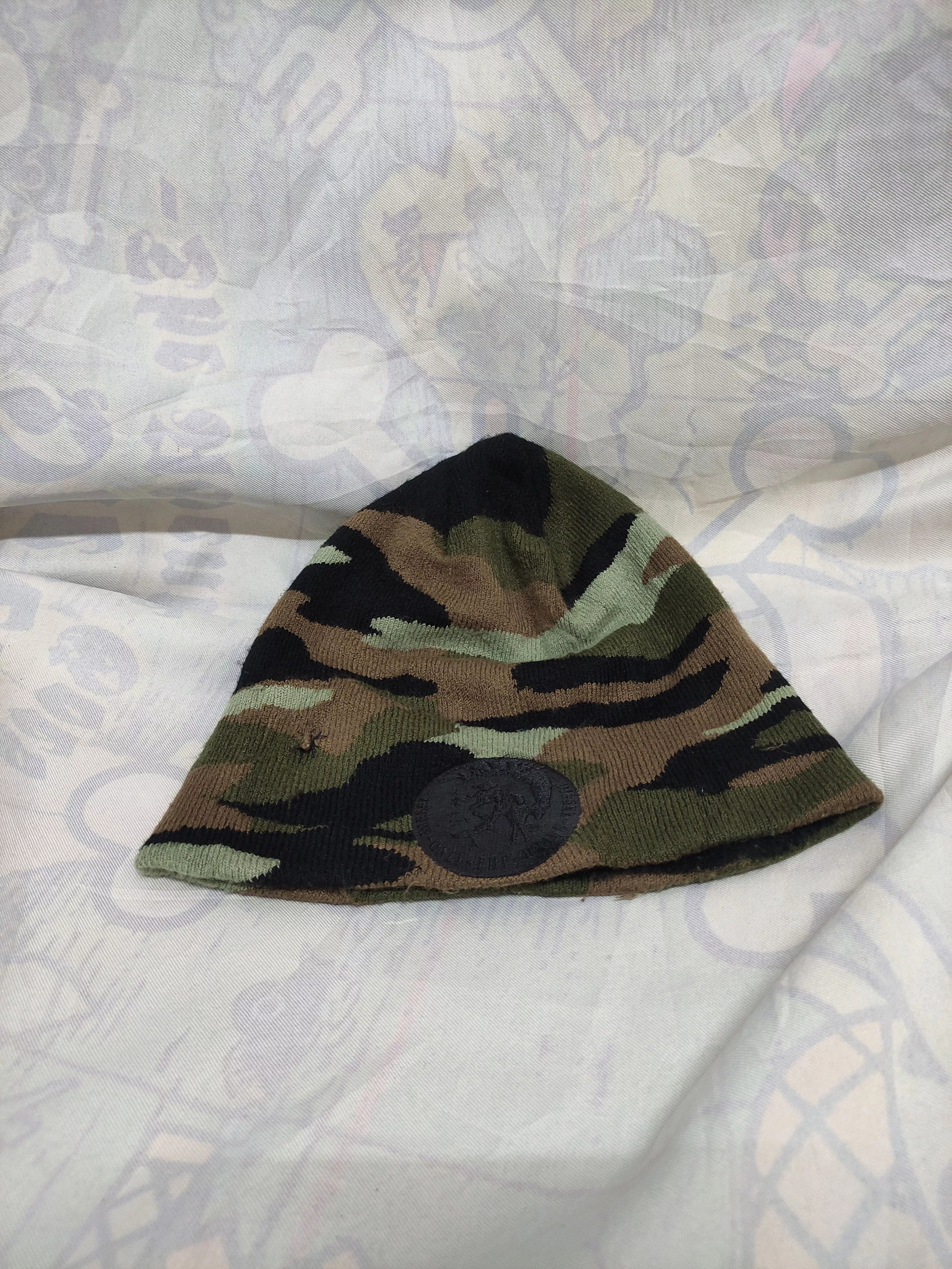 Diesel Hats DIESEL CAMOUFLAGE BEANIE DISTRESSED PINHOLE Multi