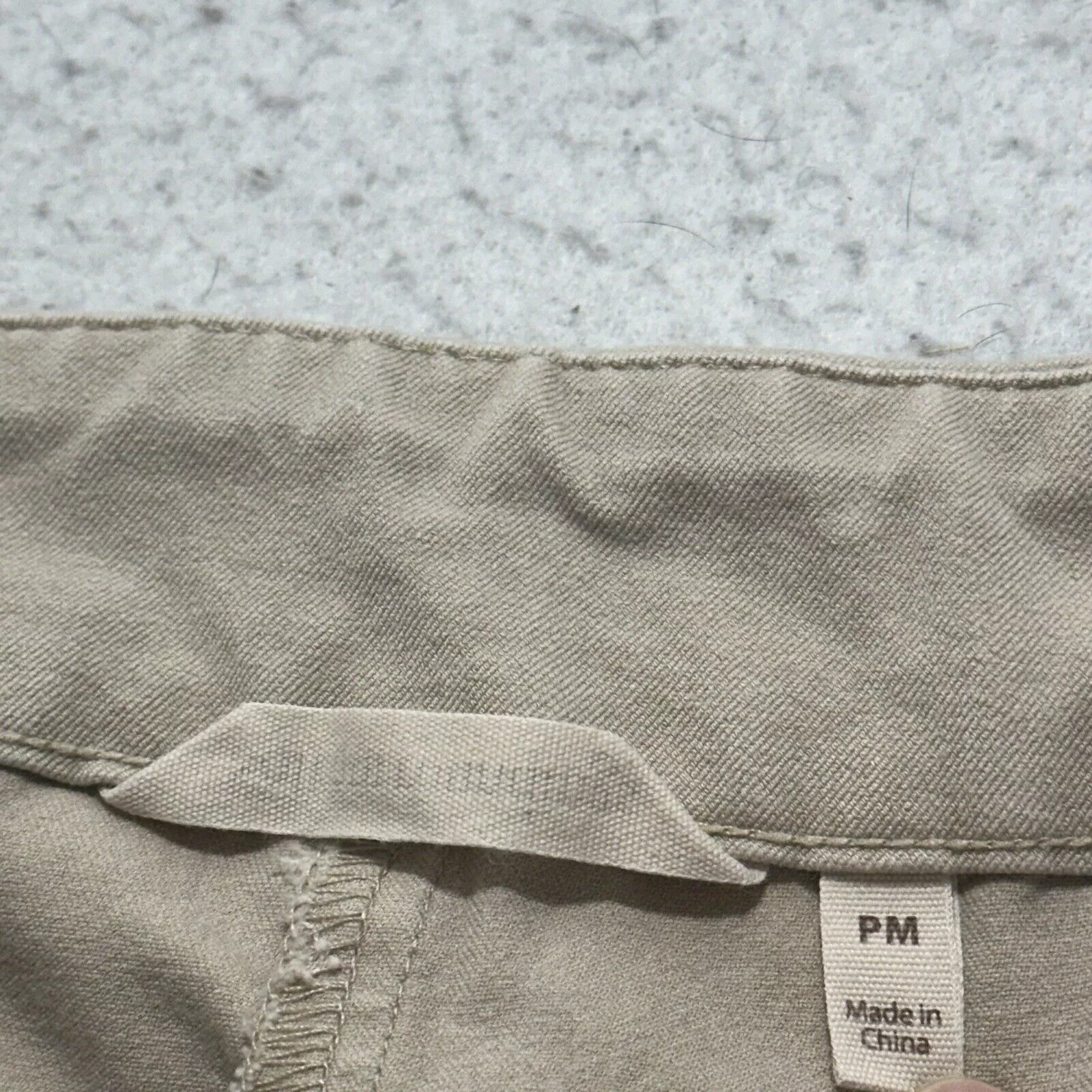 Other Pants Other Soft Surroundings PM Beige Pull On Capri Pants Stretch
