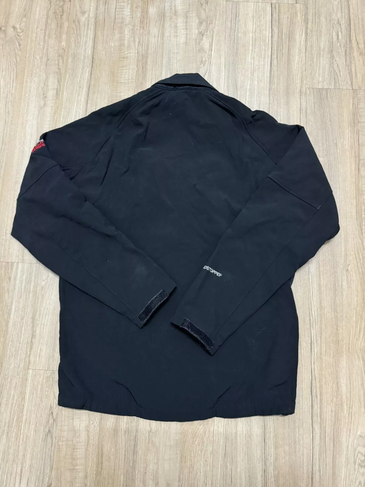 The North Face Light Jackets THE NORTH FACE WINDSTOPPER JACKET Black