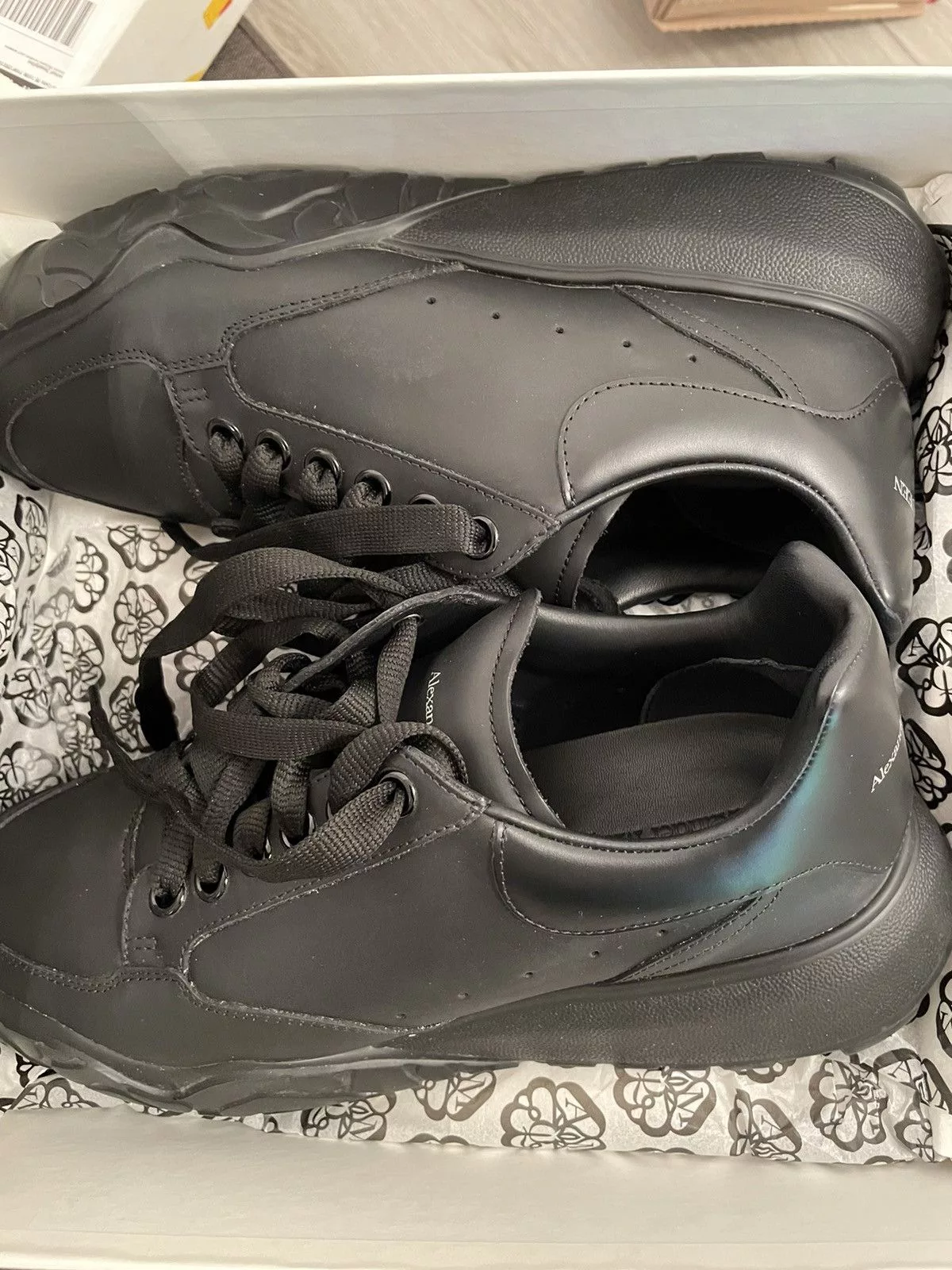 Alexander McQueen Low Top Sneakers Alexander McQueen Black