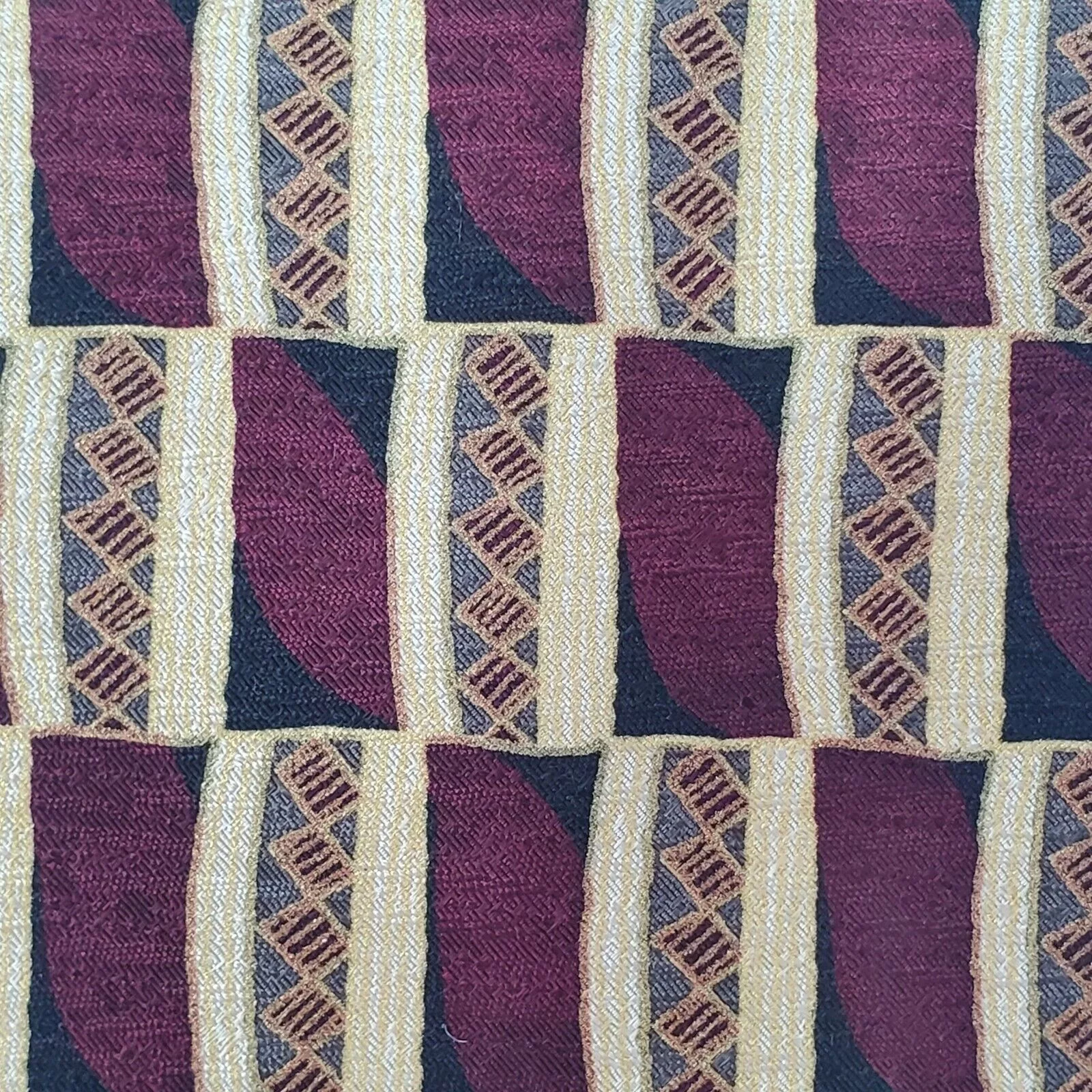 Tom James Ties Pocketsquares Tom James Red Geometric Silk Tie Short