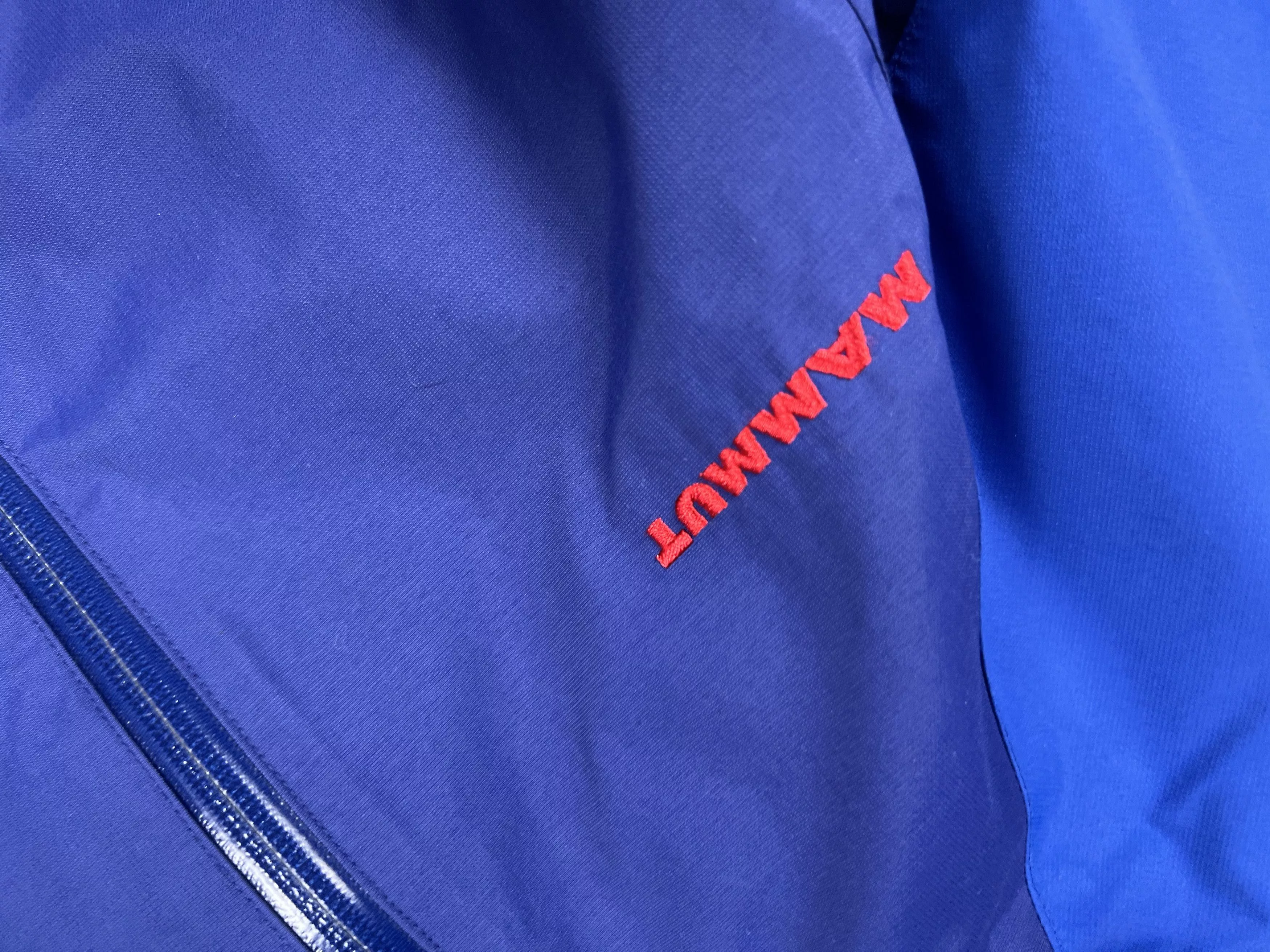 Mammut Light Jackets Mammut Jacket M Blue