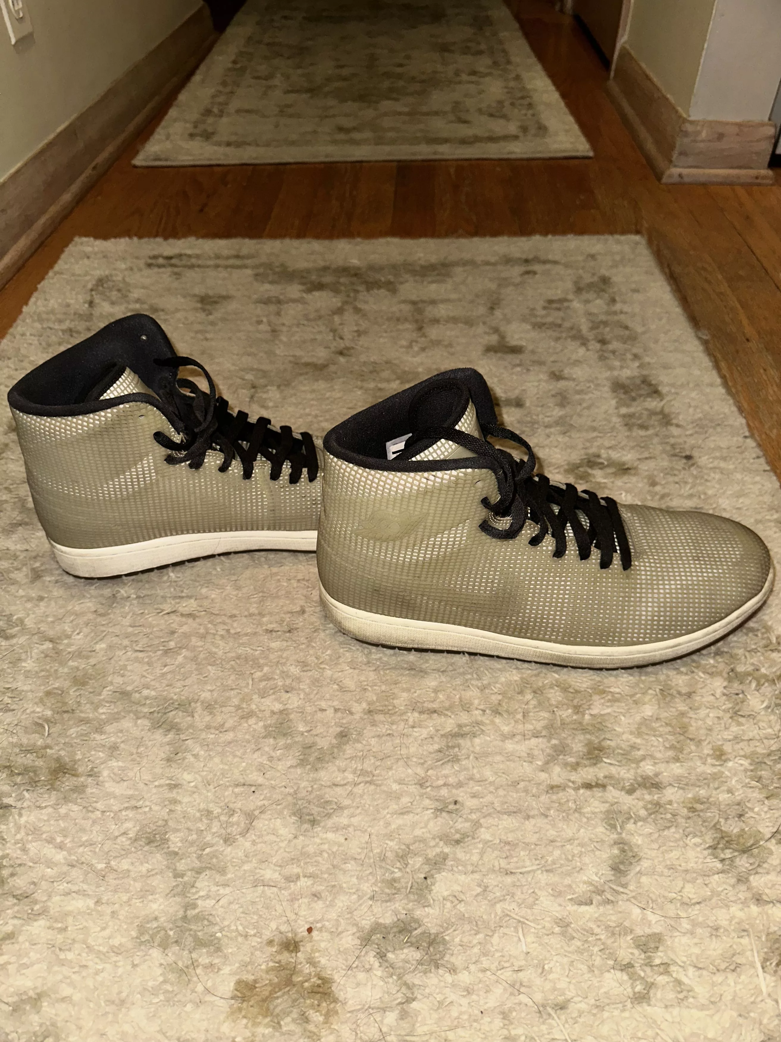 Nike Hi Top Sneakers Nike Air Jordan 1 - Glow Reflect Multi