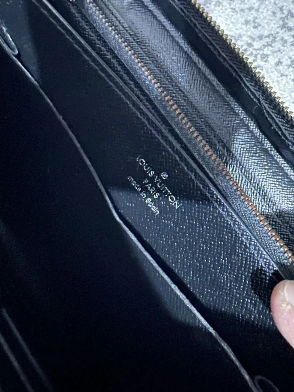 Louis Vuitton Wallets Authentic Louis Vuitton Zippy XL Wallet Black