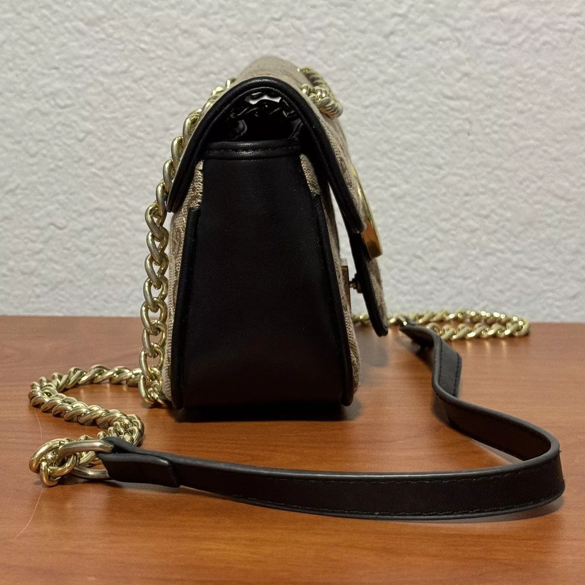Other Crossbody Bags Other Gucci Chain Hand Bag Purse Brown