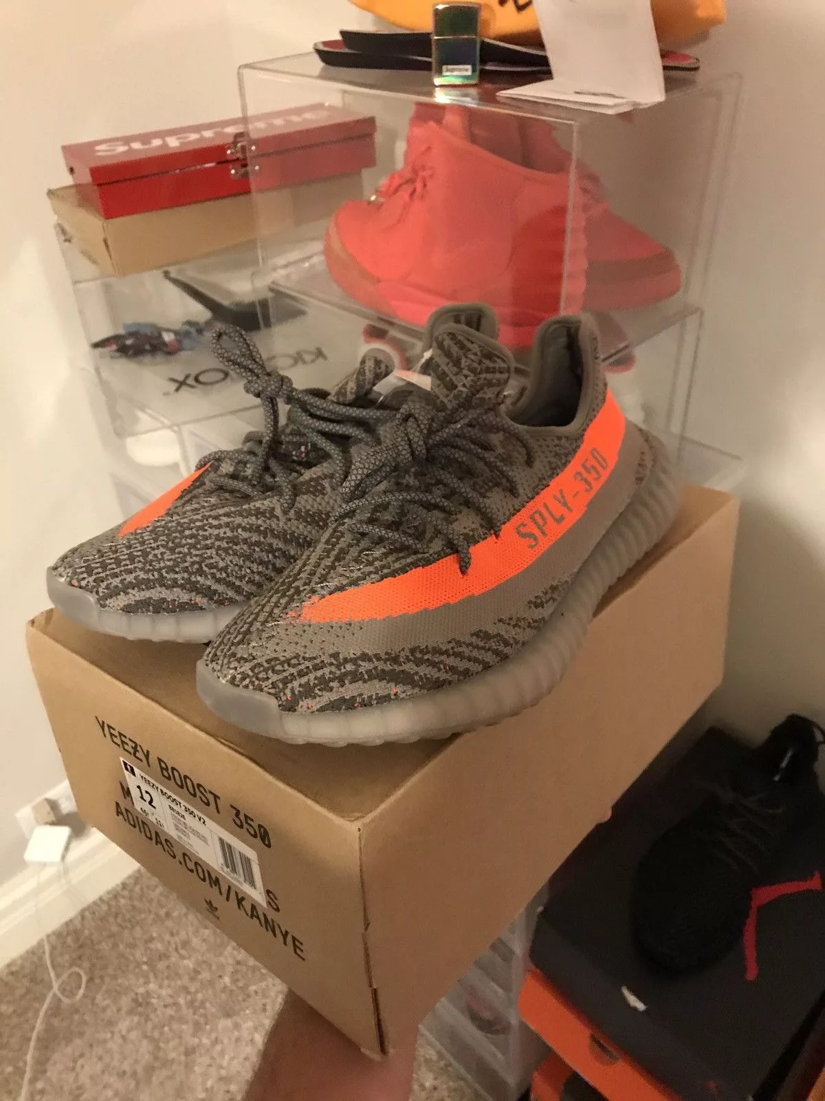 Adidas Low Top Sneakers Adidas Yeezy 350 V2 Beluga