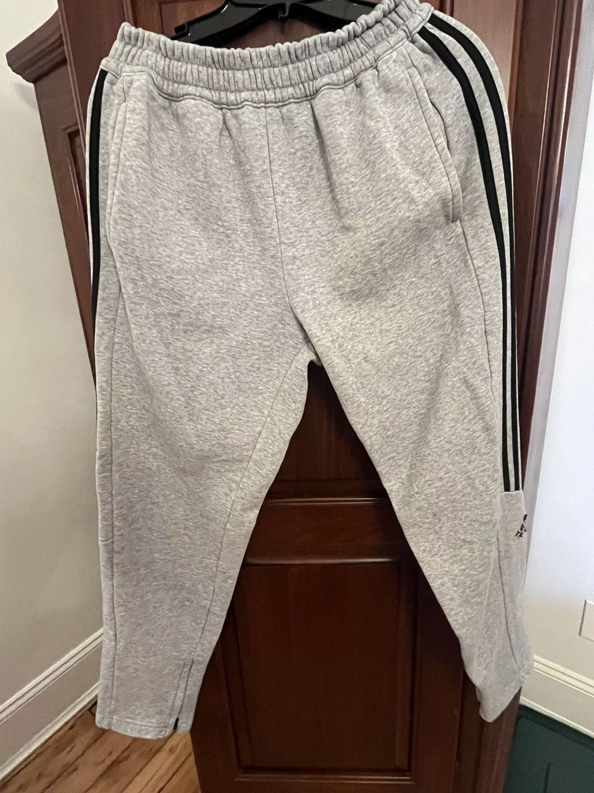 Adidas Sweatpants Joggers Adidas grey sweatpants Gray