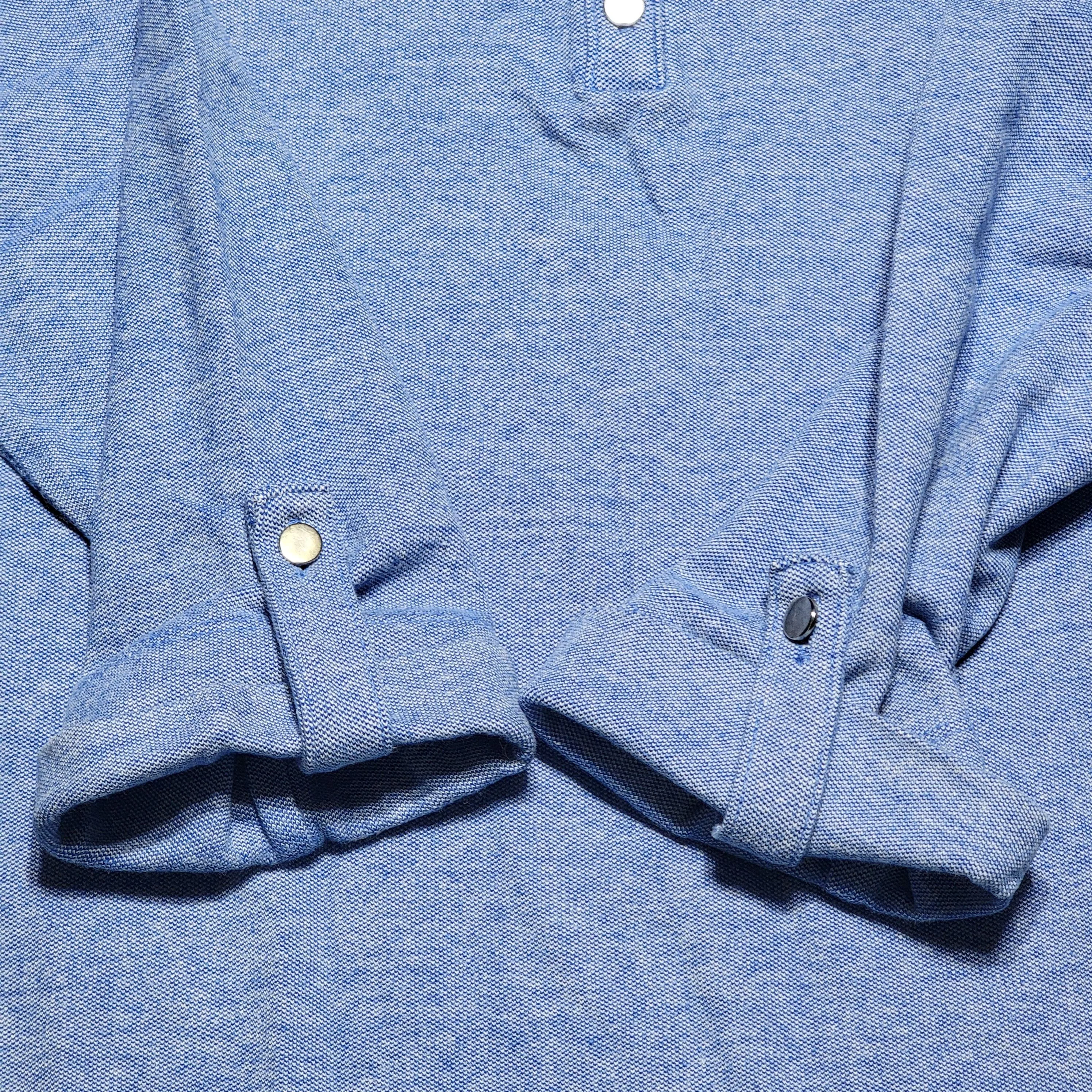 Croft & Barrow Blouses Croft & Barrow LS Quarter Button w/Pockets - Size Medium Blue