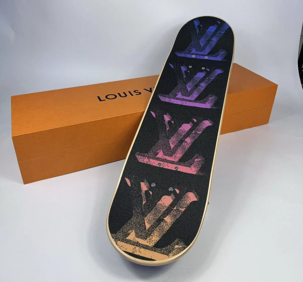 Louis Vuitton Miscellaneous Louis Vuitton ILLUSION MONOGRAM SKATE BOARD Purple