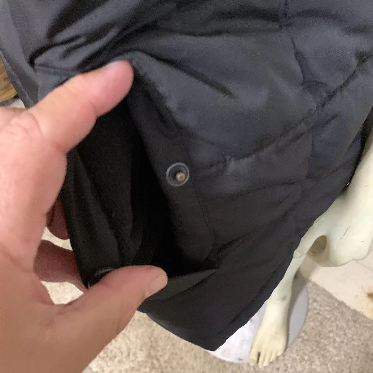 Gap Vests Gap Puffy Zippered vest Black