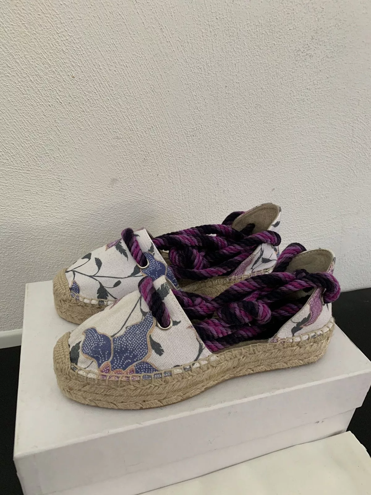 Isabel Marant Sandals Isabel Marant Laced Espadrillas White