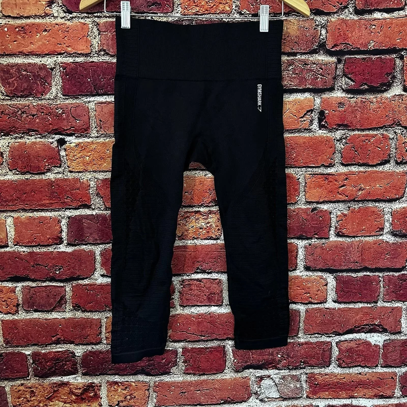 Black gymshark leggings