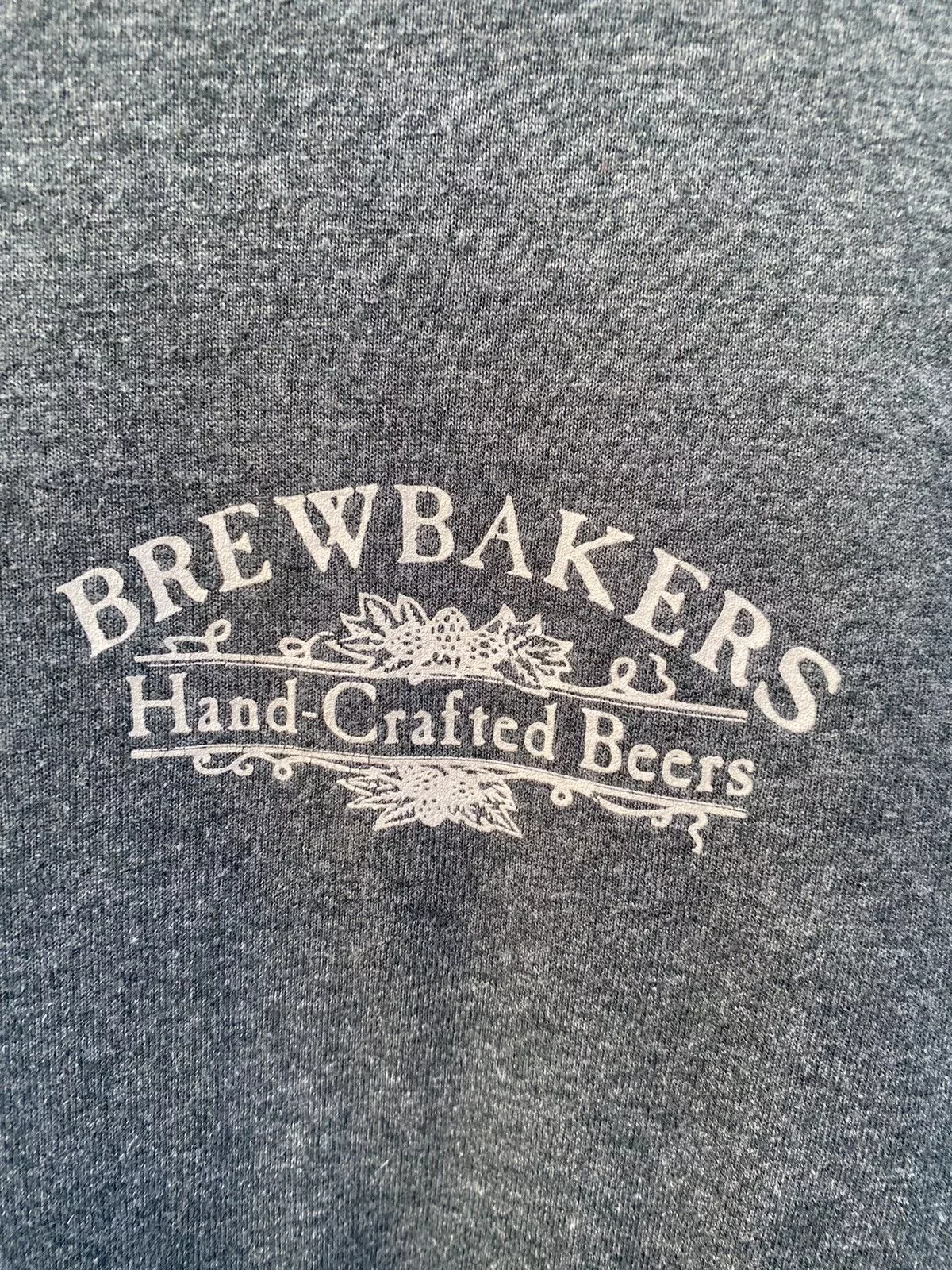 Gildan Short Sleeve T Shirts Gildan × Vintage Vintage Brewbakers beer tshirt Gray
