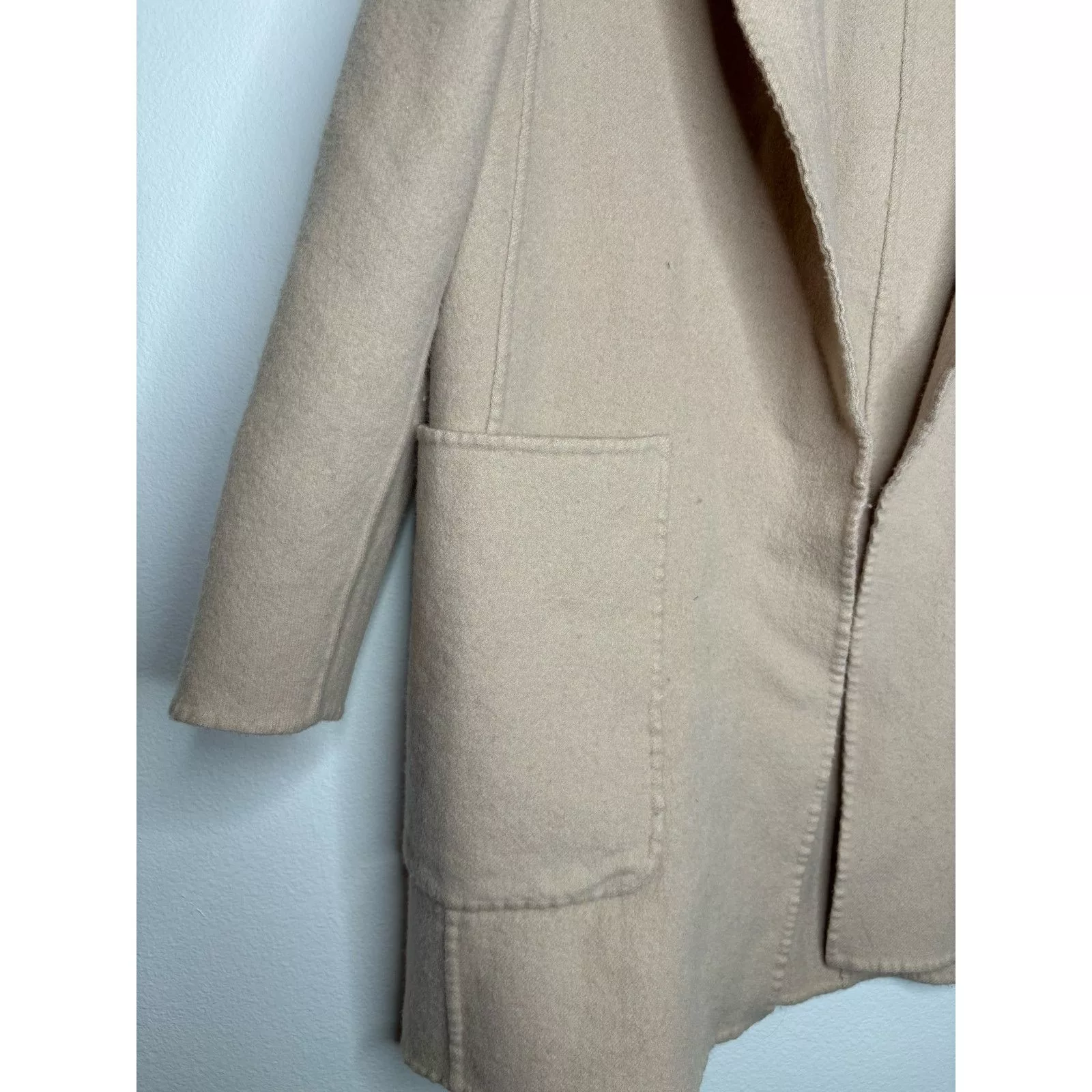 Massimo Dutti Jackets Massimo Dutti Tan wool coat. Size M Beige