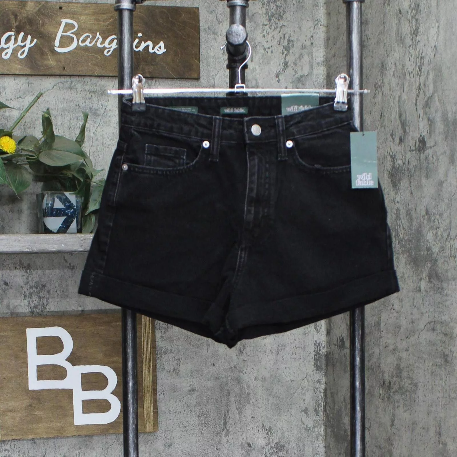 Designer Shorts Designer NWT Wild Fable Cuff Mom Jean Shorts 83913245 2 Black Wash