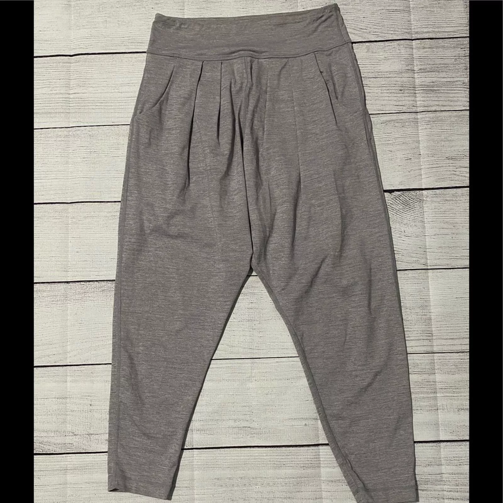 Lululemon joggers Gray