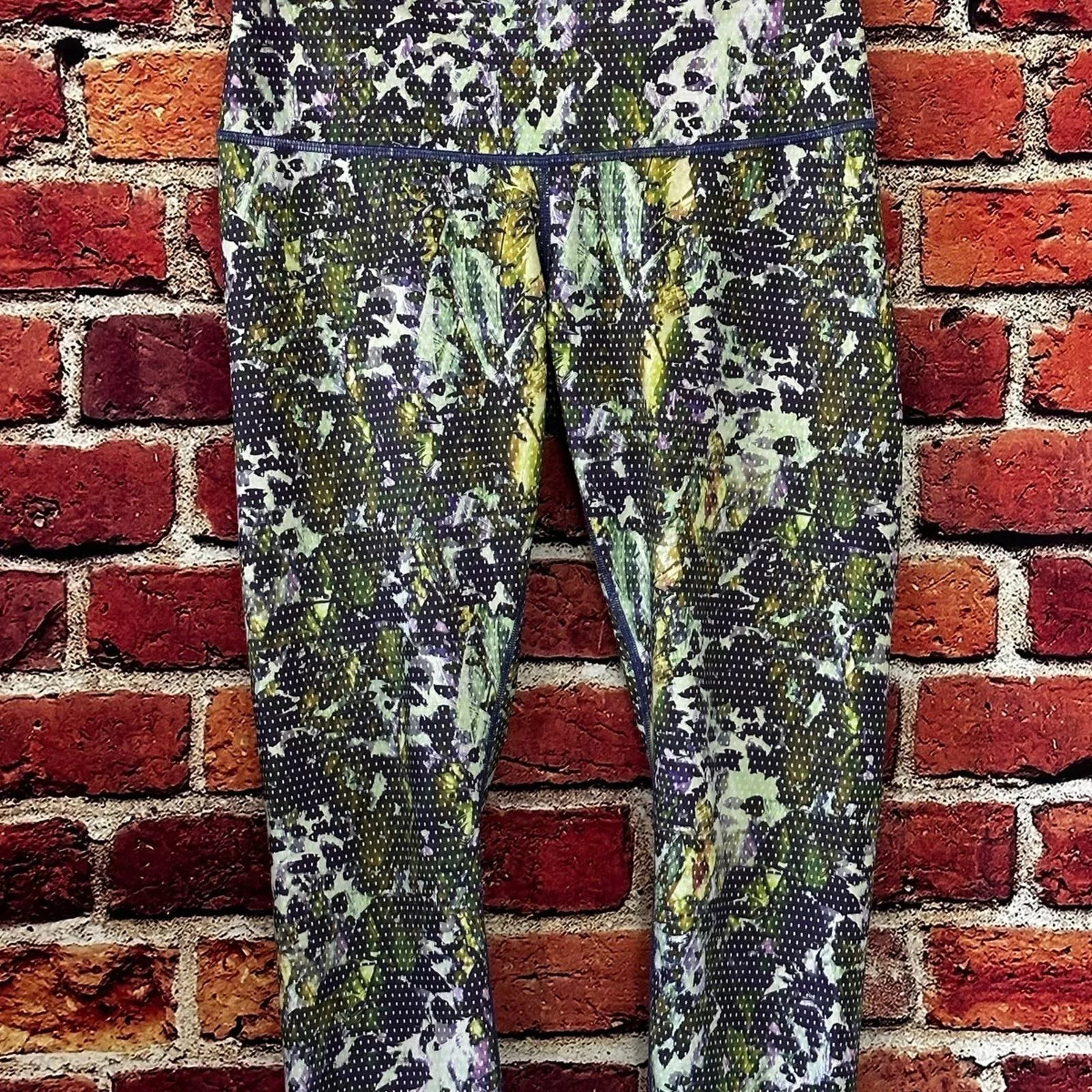 lululemon leggings size 8 Green