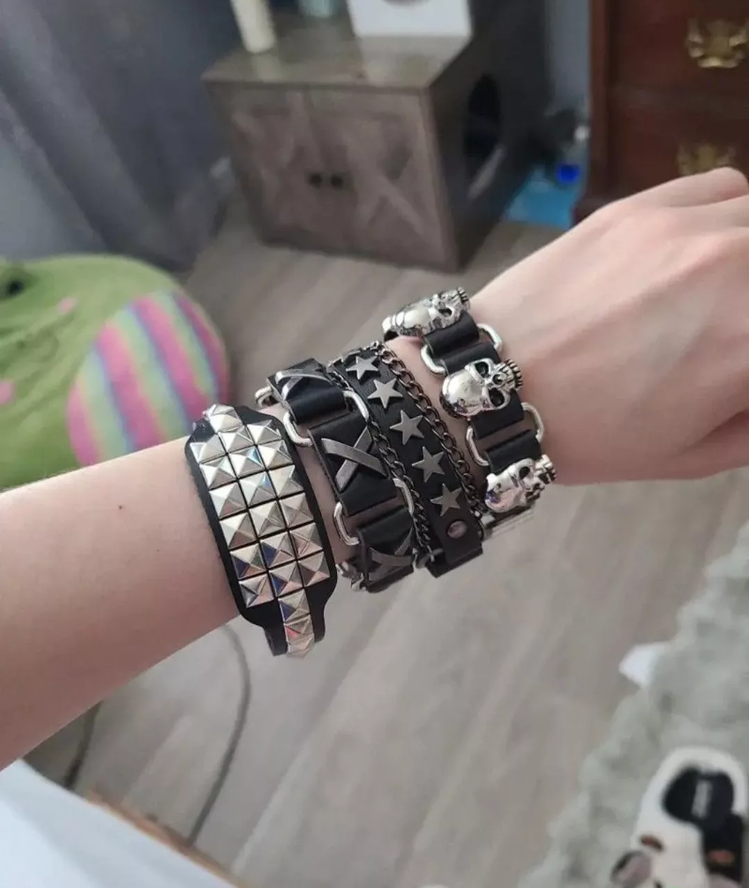 Leather Jewelry Watches Leather Set of 4 Punk Rock Goth Stud Skull Bracelets Black Streetwear