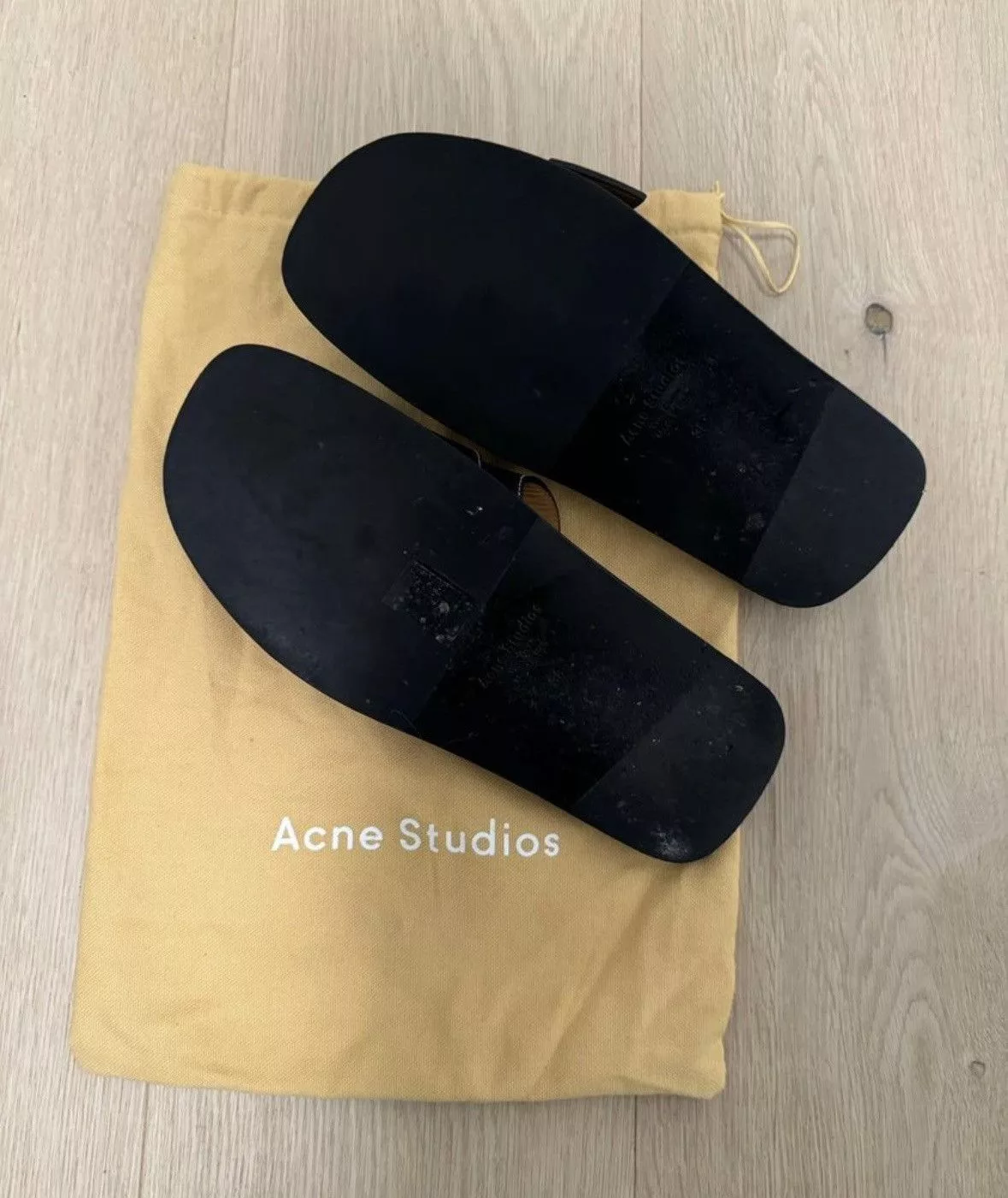 Acne Studios Flats Acne Studios Sandals Black